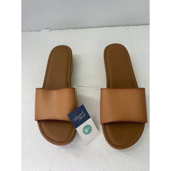 Universal Thread Natural Kora women's size 9.5 sandals slip on Faux Leather - Picture 8 of 16